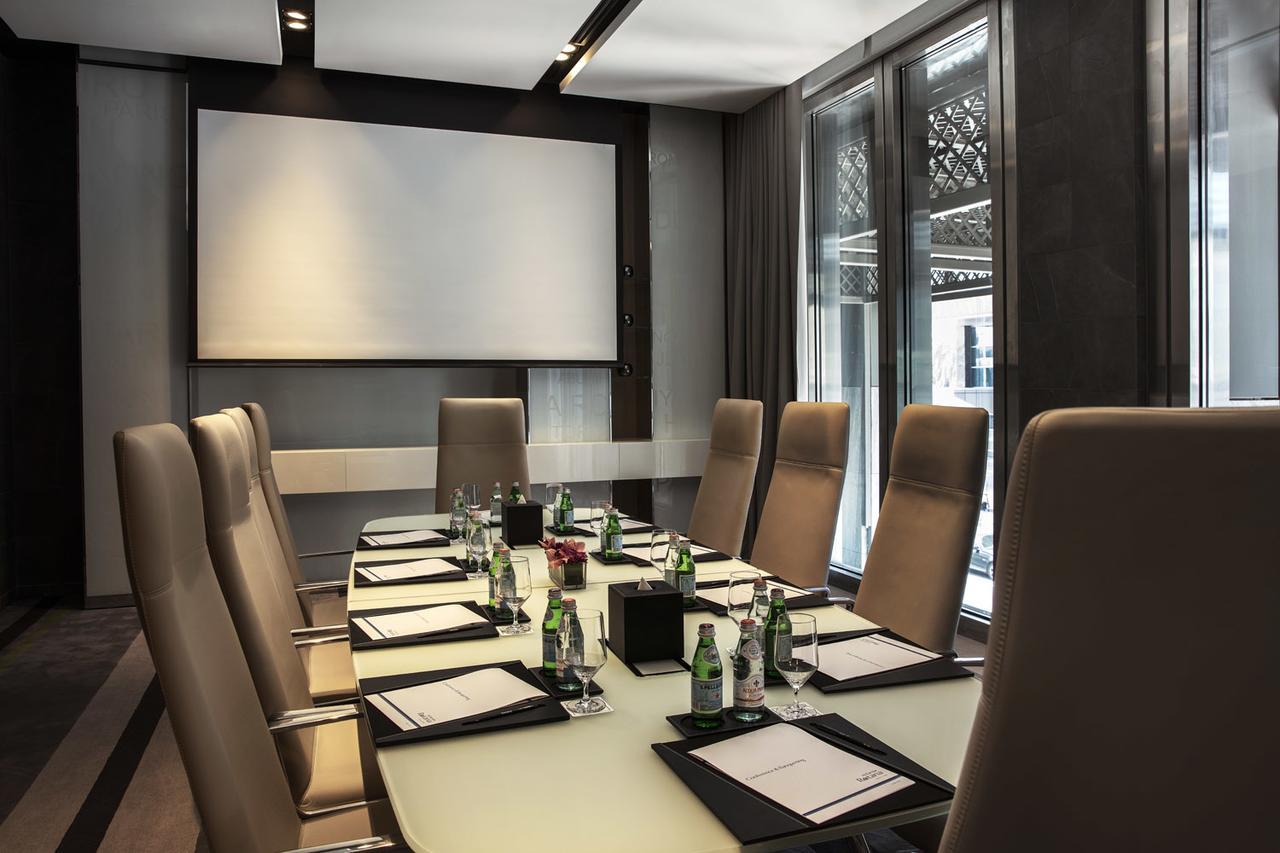 Al Bandar Rotana - Dubai Creek Hotel Exterior photo Meeting room